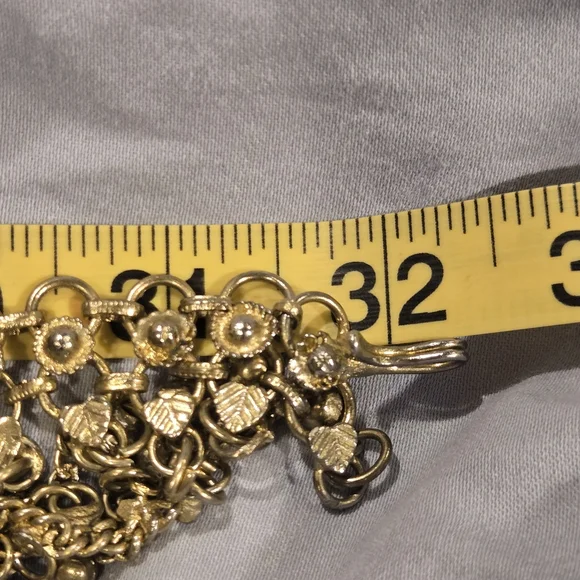 Kuchi-style belly dancing belt, decorative waist chain. gold-tone. metal dangles - Picture 8 of 8